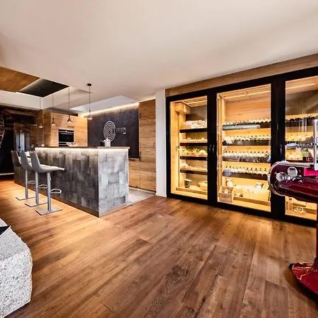 Chalet Cocoon Deluxe Private Spa And F&B Villa *